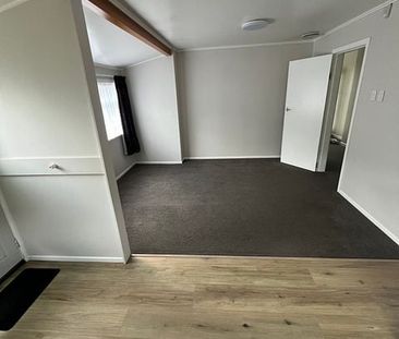 Island Bay 4BR Family Home - Photo 1