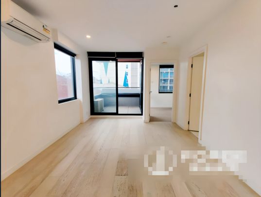 1 bed 1 bath - Photo 1