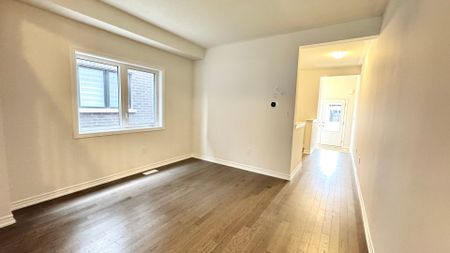 For Lease - 3059 Turtlecreek Place, Pickering, Ontario - Photo 2