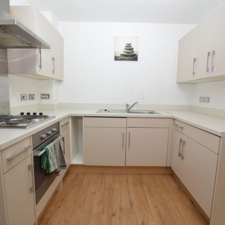 studio to rent De Grey Road, Colchester, CO4 - Photo 4