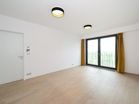 Pronájem bytu 4+kk 120 m2 - Fotografie 3