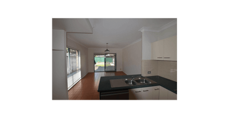 Spacious Coastal Living Near the Broadwater! - Photo 4