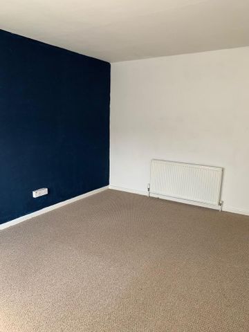 2 bedroom semi-detached house to rent - Photo 5