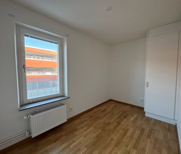 Mäldgatan, Järfälla - Photo 2