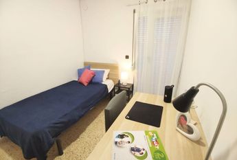 Carrer Isaac Peral, Burjassot, Valencian Community 46100