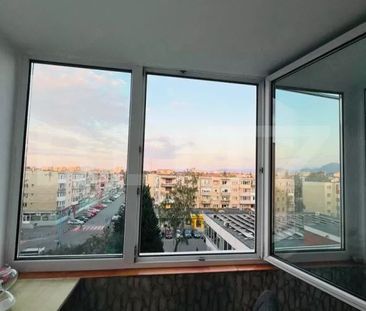 De inchiriat/Apartament luminos si spatios/Tractorul - Photo 6