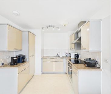 1 bedroom apartment to rent - Photo 2