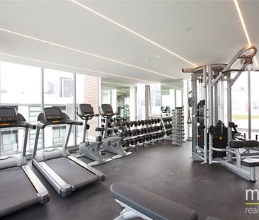 910/53 Batman Street - Photo 4