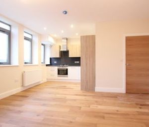 1 Bedrooms Flat to rent in Garth Road, Morden SM4 | £ 231 - Photo 1