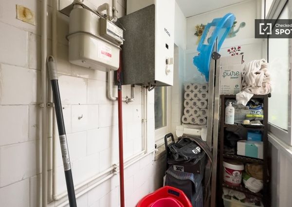 barcelona, Catalonia 08016