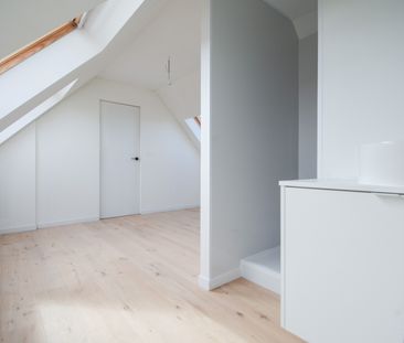 Nieuwbouw dakappartement te hartje Izegem - Photo 4