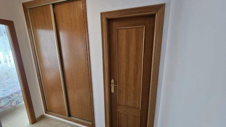 Luxury 5 room Detached House for rent in Benidorm, Valencia - Photo 2