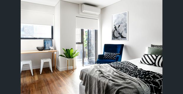 Stylish Studio in Prime Location - Photo 1