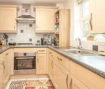 Bridge Court, Welwyn Garden City, AL7 1GZ - Photo 5