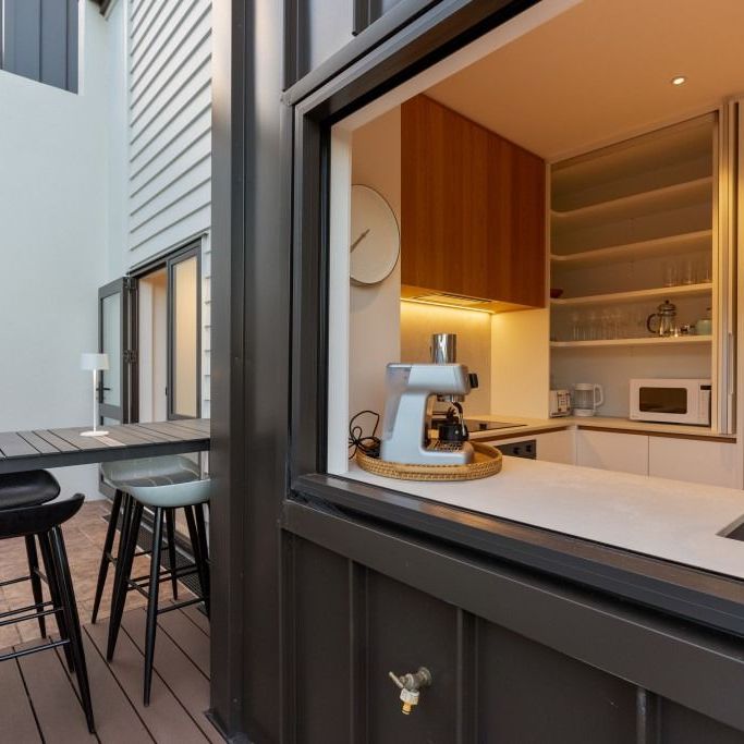 Immaculate Fully Furnished Executive Home - Photo 1