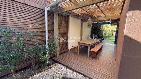 Casa com 3 quartos e 60m² para alugar em Encantada, Garopaba. - Photo 2