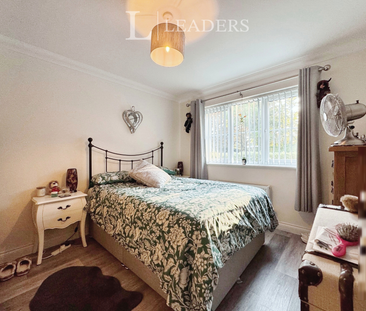3 bedroom bungalow to rent The Street, Alburgh, IP20 - Photo 5
