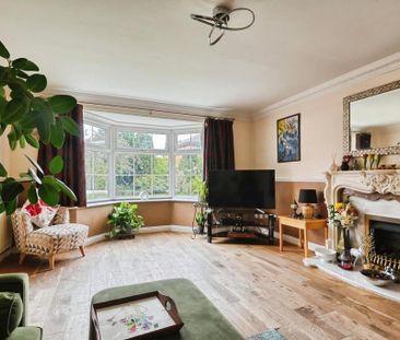 4 bedroom detached house to rent - Photo 3