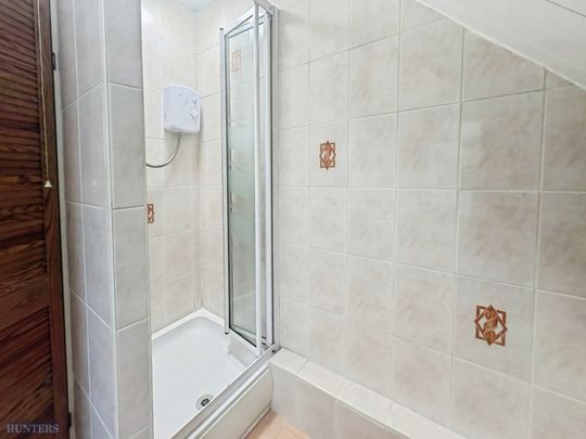 1 bedroom Flat To Let Total Size: 560 SQ FT - Photo 1