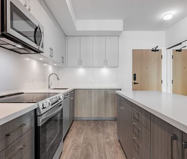 For Lease - 333 Sunseeker Avenue Unit# 407, Innisfil, Ontario - Photo 5