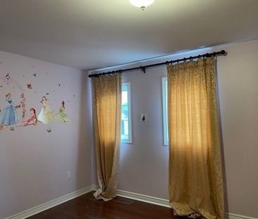 For Lease - 48 Townwood Drive, Richmond Hill, Ontario - Photo 3