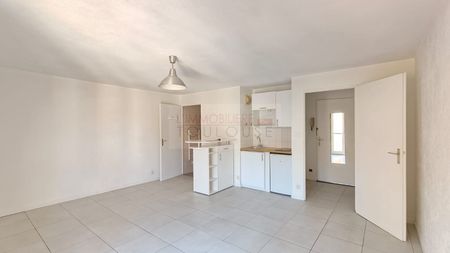 Location Appartement 1 pièce 28m² TOULOUSE 31000 - Photo 3