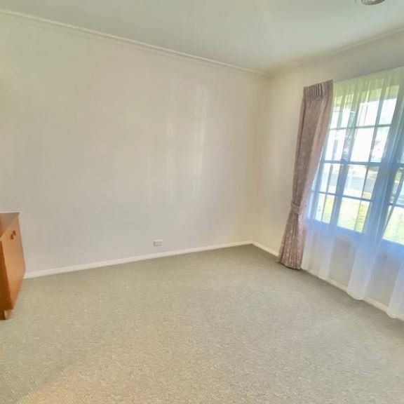 CHARMING FAMILY HOME IN SOUGHT-AFTER ASHWOOD - Photo 1