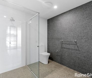 Luxury Apartment - Photo 3
