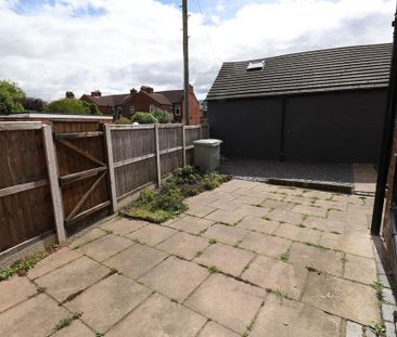 3 bedroom end of terrace house to rent - Photo 6