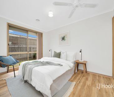 15 Cassowary Avenue, Werribee VIC, Belconnen - Photo 1