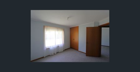 FAMILY HOME IN CONROE HEIGHTS - Photo 5