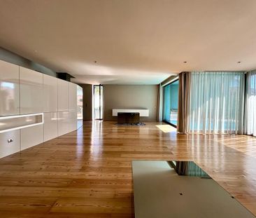 Moradia recente para arrendamento próxima da Quinta Marinha em Cascais - Photo 4