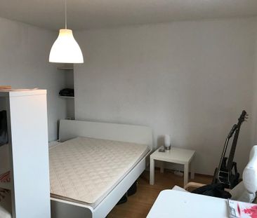 praktische Einraumwohnung Zetrumsnähe - Photo 1