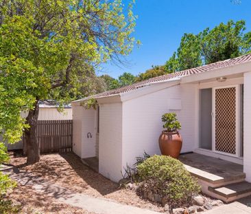 Family Home on a Quiet Cul-de-Sac - Photo 6