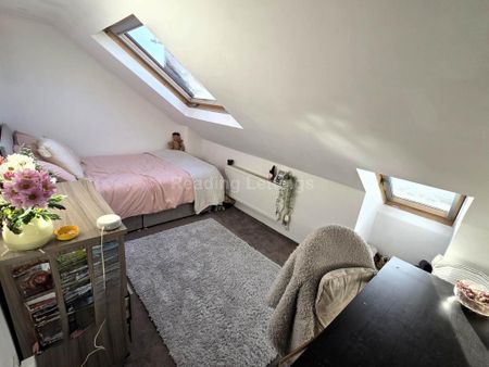 7 bedroom house to rent - Photo 2