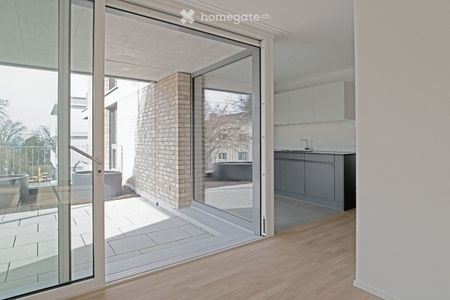 Erdgeschosswohnung mit Gartensitzplatz und Terrasse in Spitalnähe - Foto 2