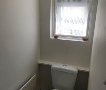 2 Bed Terraced House, Mitcham Road, CR0 - Photo 5