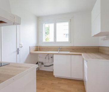 Location Appartement 4 pièces 69m² ST MICHEL SUR ORGE 91240 - Photo 2