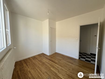 Location Appartement 5 pièces 120m² ST JUERY 81160 - Photo 2