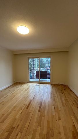 For Lease - 48 Burlingame Road Unit# Main, Toronto, Ontario - Photo 3