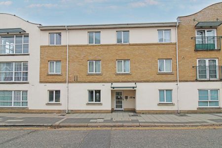 2 bedroom flat to rent - Photo 5