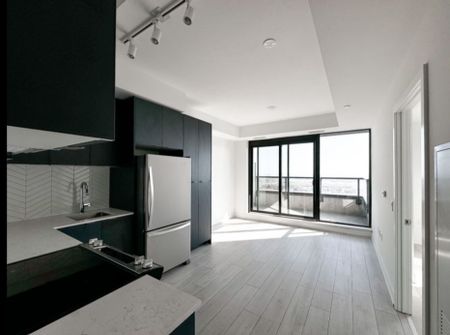 For Lease - 1606 Charles Street Unit# 1306 A, Whitby, Ontario - Photo 5