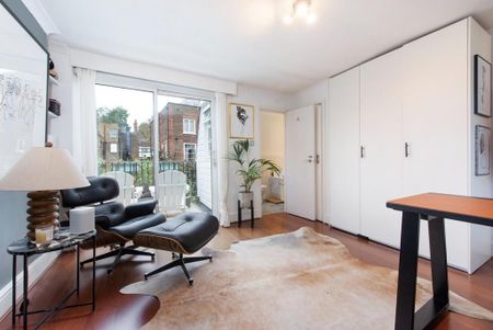 4 bedroom mews to rent - Photo 3