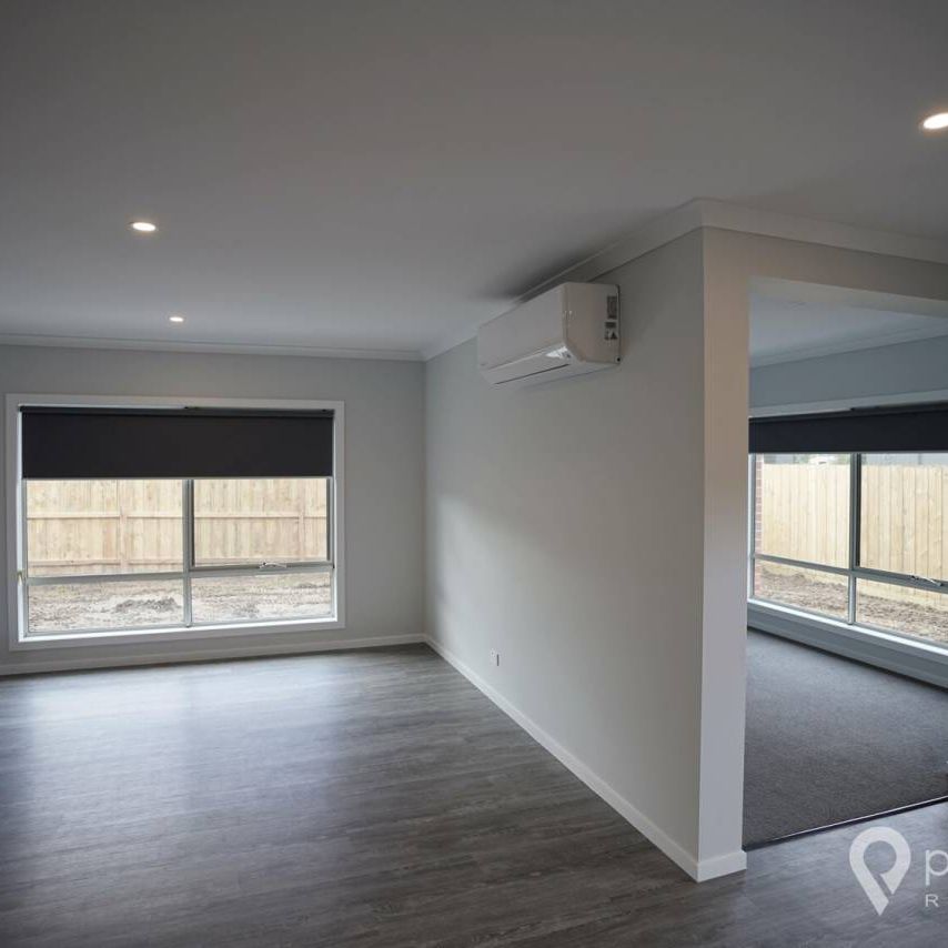 4 BEDROOM HOME IN NEW ESTATE! - Photo 1