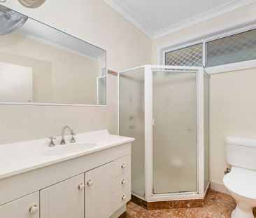 27 Wilsons Road, Mount Hutton NSW 2290 - House For Rent | Domain - Photo 4