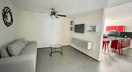 Departamento de 2 recámaras, amueblado, en privada con amenidades. - Photo 4