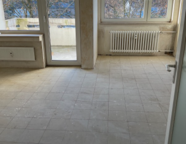 Modernisierte Balkonwohnung für die kleine Familie - Photo 1