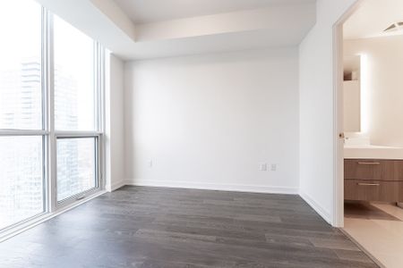 For Lease - 1 Yorkville Avenue Unit# 3907, Toronto, Ontario - Photo 3