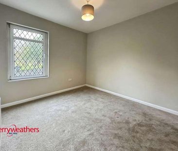 Doncaster Road, Barnsley, S70 - Photo 6