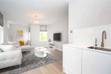 Modern one double bedroom first floor apartment situated in the heart of Windsor town centre. - Photo 4